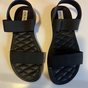 Steve Madden Dina Womens Flat Sandals with Elastic Straps (Size 7) - never worn